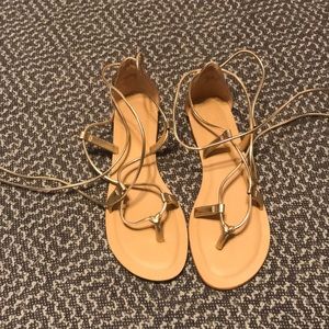 Like new lace up loft sandals